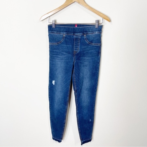 Spanx Distressed Skinny Jeans in Medium Wash Size Small - Picture 2 of 8